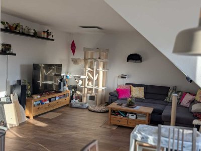 Helle 3-Zimmer Dachgeschosswohnung mit Balkon in Stuhr