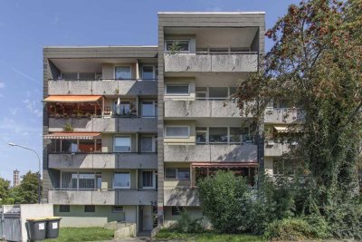 Wir renovieren für Sie! Schöne zwei-Zimmer Wohnung verfügbar