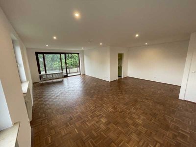 3-Zi. Wohnung 79 m² in Schwachhausen Radio Bremen m. 2 Balkonen