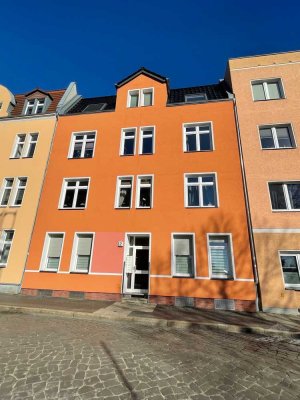 4-Zimmer-Wohnung mit Balkon zu vermieten!