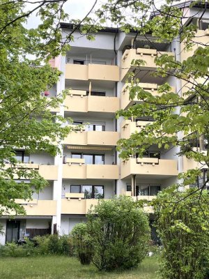 Exklusive 2-Zimmer-Wohnung mit gehobener Innenausstattung mit Einbauküche in Germering