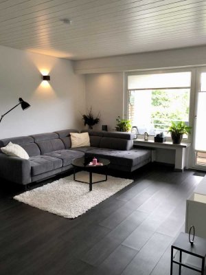 Vollständig renovierte 3-Zimmer-Wohnung mit Balkon und EBK in Gelsenkirchen