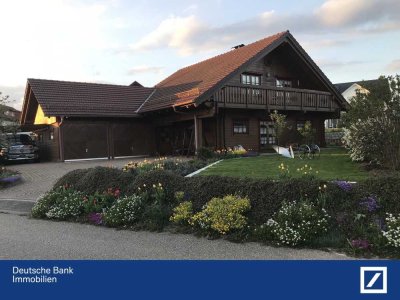 Erwerben Sie ein einzigartiges Holzhaus mit außergewöhnlicher Bauweise