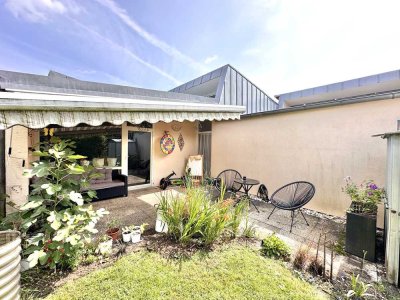 Sonniges und TOP renoviertes RMH für Familien mit schönem Garten in USH !!