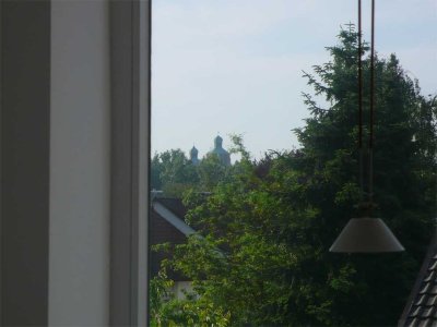 Großzügige helle Dachgeschosswohnung in Ingolstadt Nord/West mit Balkonen und Blick auf das Münster