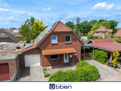 Provisionsfrei: Tolles Einfamilienhaus mit PV-Anlage und Garage!