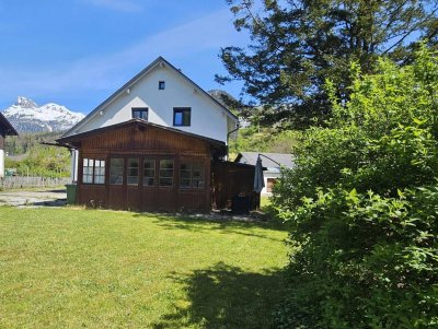 Vermittelt - Haus mit zwei Wohneinheiten - sonnig, zentral, Loserblick, ruhig