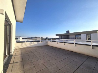 *** Großzügiges Penthouse mit Spätsommer-Angebot: mietfreie Zeit ***