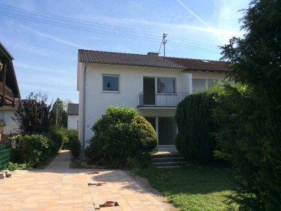 Gemütliche Doppelhaushälfte in Steinbach (Taunus)