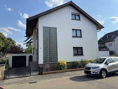 Freistehendes Einfamilienhaus in ruhiger zentraler Wohnlage