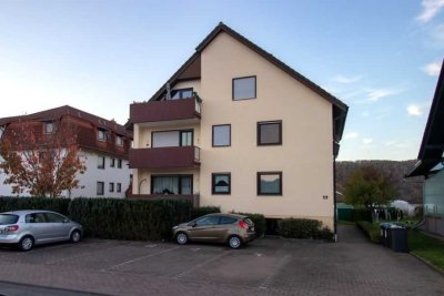 Single Wohnung mit Balkon und Stellplatz