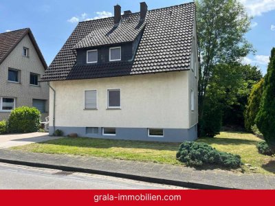 Familienfreundliches Zweifamilienhaus am Naturschutzgebiet
