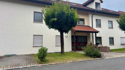 Charmante ruhige 2,5-Zimmer-Wohnung mit Terrasse & Garage