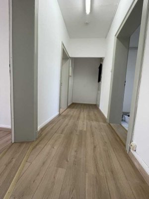 schöne 2 Zi Wohnung nähe, VW, Conti