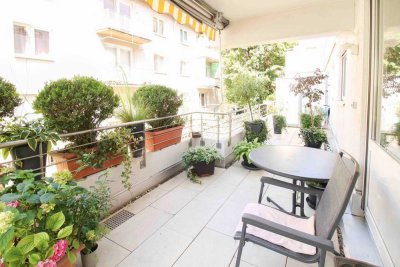 Urban Wohnen in zentraler Lage: 4 Zi-WHG mit großen Balkon und TG-Stellplatz