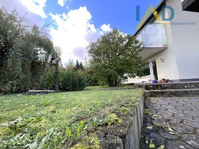 Zweifamilienhaus (ca. 250 m²) mit 970 m² Garten in Zierenberg-Burghasungen