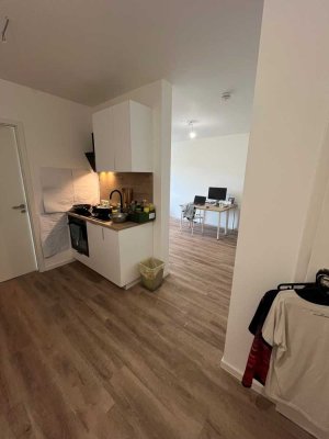 Erstbezug mit Einbauküche: Geschmackvolle 1,5-Raum-Wohnung mit geh. Innenausstattung in Weyhausen