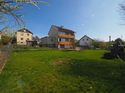 GEMÜTLICHES ZWEIFAMILIENHAUS MIT AUSBLICK