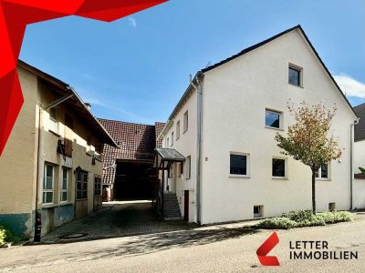 Doppelhaushälfte + Scheune + Werkstatt im Herzen von Schöckingen