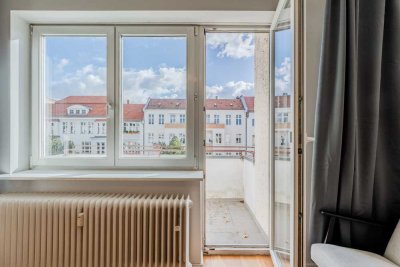 Bright and Peaceful 2-Bedroom Apartment with Balcony in Wilmersdorf