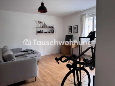 Tauschwohnung: Biete 2 Zimmer Wohnung gg 3 Zimmer Altbauwohnung m. Balkon