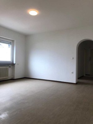 Attraktive 3,5-Zimmer-Wohnung mit Balkon und Einbauküche in Sachsenheim