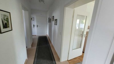 PROVISIONSFREI! Vollständig möblierte und renovierte 2-Zimmer-Wohnung in Kaufering