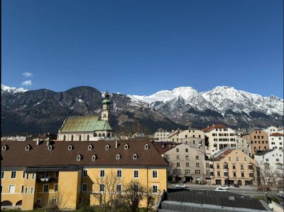 Erstbezug - Kernsanierte Dachgeschosswohnung im 3. + 4.OG mit Altstadtflair