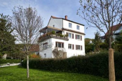 Wohnhaus mit traumhaftem Grundstück in absoluter Top Lage in Lörrach-Stetten