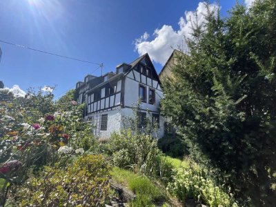 Historisches Haus am Rhein in Koblenz-Kesselheim