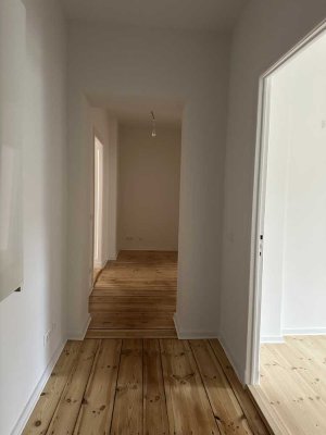 UPDATE: geräumige 2 Zimmer in Moabit zu vergeben