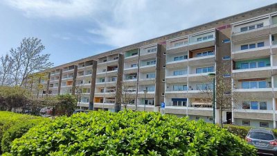 3 Raum-Wohnung mit Balkon