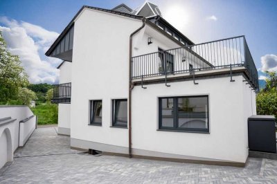 BESTLAGE IN BAD-NEUENAHR AHRWEILER - DIREKT AN DER AHR – EXKLUSIV SANIERTE 3-ZIMMER-WOHNUNG IM 1.OG