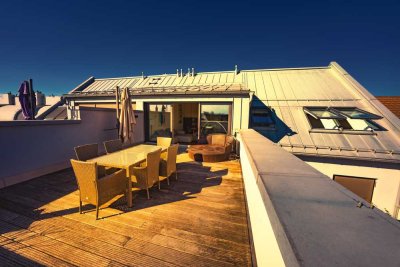 Exklusives 4-Zimmer-Penthouse mit luxuriöser Innenausstattung & großer Sonnenterrasse in Neuhausen