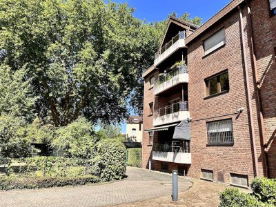 *Einladende Dachgeschosswohnung  mit Balkon und Garage in gepflegten 3-Familienhaus- Odenkirchen*