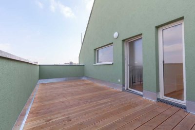 Einmaliger Ausblick über die südliche Innenstadt - Familiendomizil mit Balkon & Dachterrasse