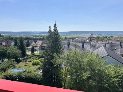 3,5-Raum-Dachgeschosswohnung mit Blick auf Wurmlinger Kapelle