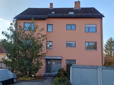 Schöne, helle 2-Zimmer-Wohnung in Neumarkt, ruhig und zentrumsnah