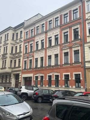 Traumhafte 2-Zimmerwohnung mit Balkon in Leipzig-Reudnitz  70 m² für  Kapitalanleger od. Eigennutzer