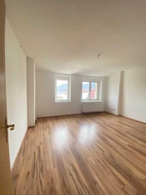 4-Raumwohnung mit Einbauküche