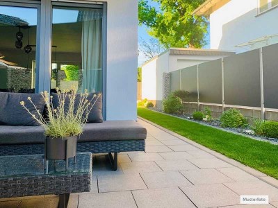 Einfamilienhaus mit Garage in 33609 Bielefeld -