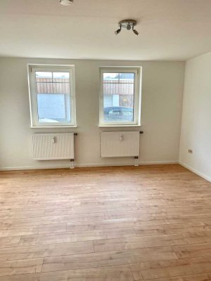 Frisch renoviert. Kleine Wohnung in Stadtnähe.