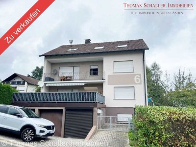 Charmante Dachgeschosswohnung mit Weitblick in ruhiger Lage