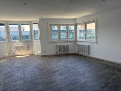 Helle 2-Zimmer-Wohnung mit Balkon in Pforzheim