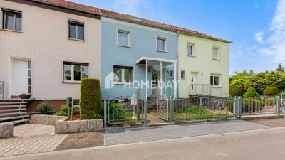 Deutzen: Reihenhaus mit Keller, Garten, Terrasse & separatem Grundstück mit Gartenhaus