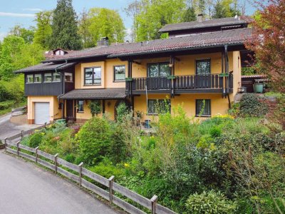 Beste Vilshofener Wohnlage: Familienhaus mit Wintergarten, Garten und Garage!