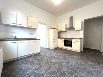 ++ VOLLTREFFER MIT EINBAUKÜCHE IN  REMSCHEID ++