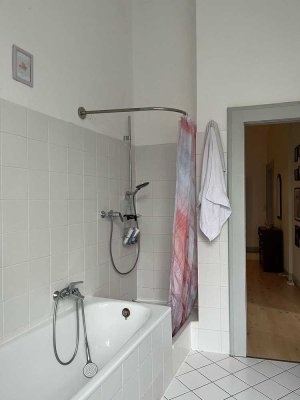 Schöne 2,5-Zimmer Altbauwohnung Nähe Wiesbaden HBF