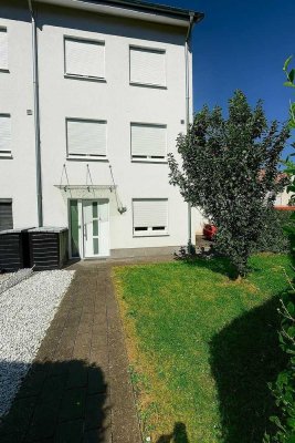 LUXUS PUR * Reihenendhaus mit 3 Bädern * 2 Garagen * Garten