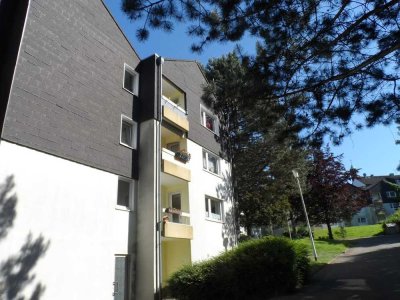 Schöne 2-Raum-Senorenwohnung ab 60 Jahren mit WBS ab 01.06.2025 zu vermieten